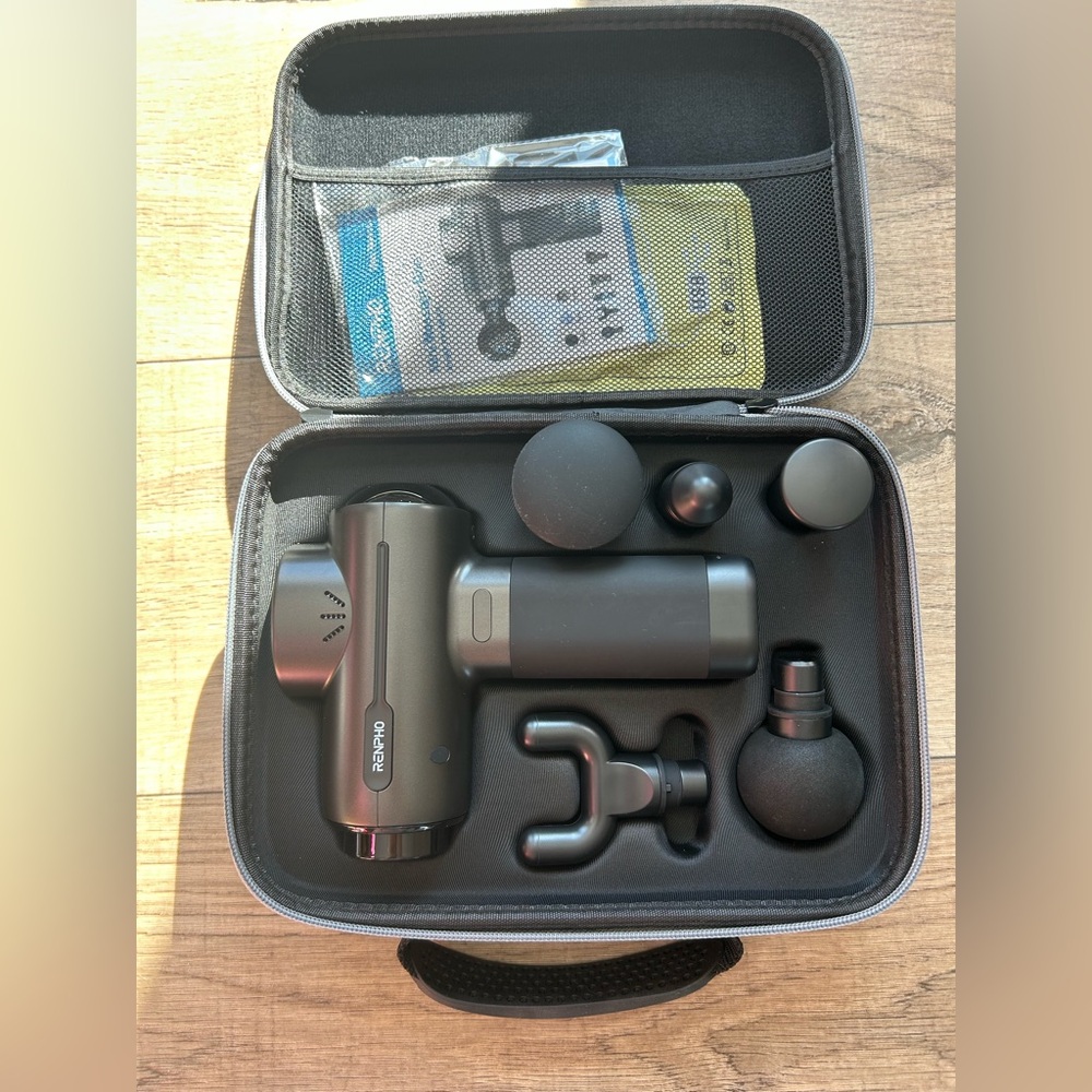 New without tags Renpho Black Massage Gun Set